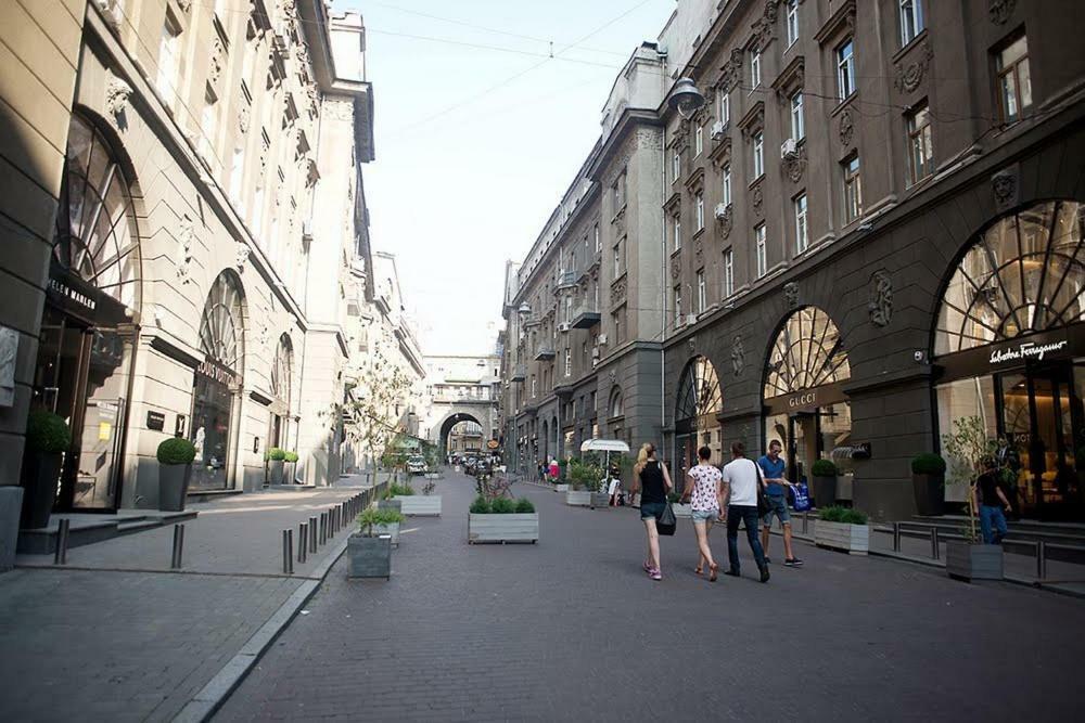 Independence Square · Khreschatyk. View on Independence Sq. fountains Kiev Buitenkant foto